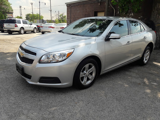 Used Car Dealer «Economy Auto Mart», reviews and photos, 3333 N Western Ave, Chicago, IL 60618, USA