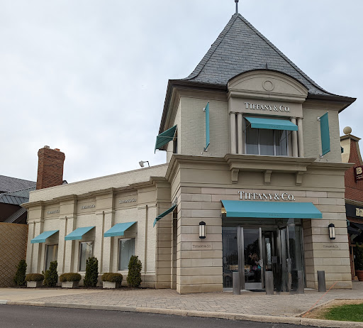 Jewelry Store «Tiffany & Co.», reviews and photos, 28699 Chagrin Blvd, Woodmere, OH 44122, USA