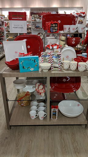 Department Store «HomeGoods», reviews and photos, 43 Woodbridge Center Dr, Woodbridge, NJ 07095, USA