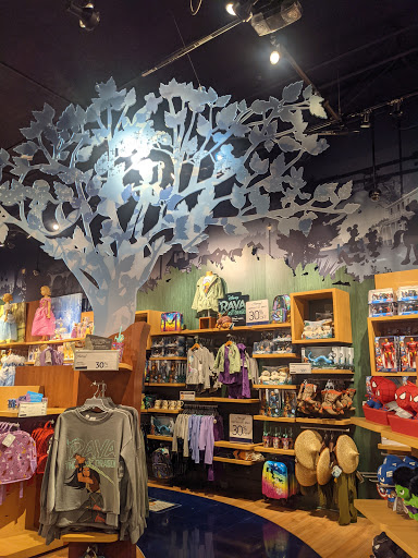 Toy Store «Disney Store», reviews and photos, 350 W Hillcrest Dr, Thousand Oaks, CA 91360, USA