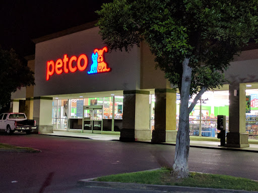 Pet Supply Store «Petco Animal Supplies», reviews and photos, 1824 E Katella Ave, Orange, CA 92867, USA