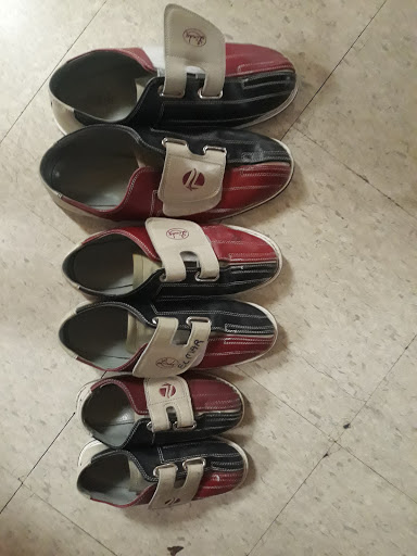 Bowling Alley «El-Mar Bowl», reviews and photos, 8435 Harlem Ave #1, Bridgeview, IL 60455, USA