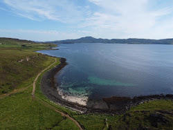 Foto von Lampay Beach mit geräumige küstenlinie