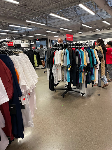 Shoe Store «Nike Factory Store», reviews and photos, 12801 W Sunrise Blvd Suite 1005, Sunrise, FL 33323, USA