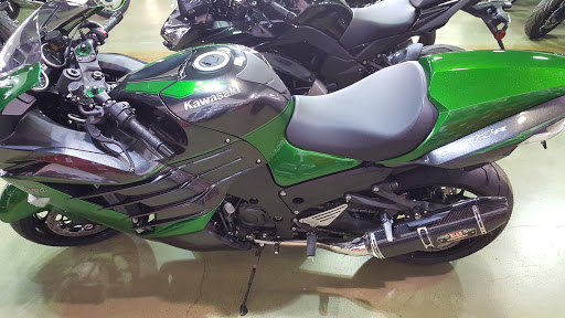 Motorcycle Dealer «Freedom Powersports Farmers Branch», reviews and photos, 13700 N Stemmons Fwy, Farmers Branch, TX 75234, USA