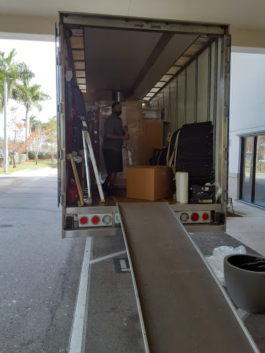Moving and Storage Service «Two Men and a Truck», reviews and photos, 11952 Miramar Pkwy, Miramar, FL 33025, USA
