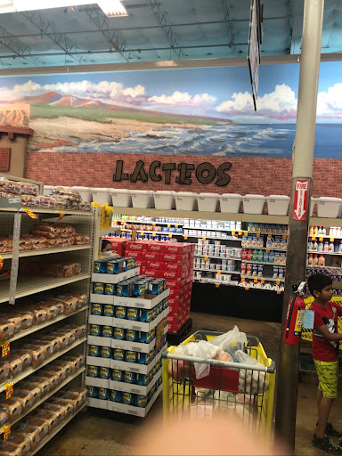 Mexican Grocery Store «El Rancho Supermarket», reviews and photos, 1212 N Beach St, Fort Worth, TX 76111, USA