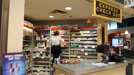 Grocery Store «Hen House #31», reviews and photos, 5800 Antioch Rd, Merriam, KS 66202, USA