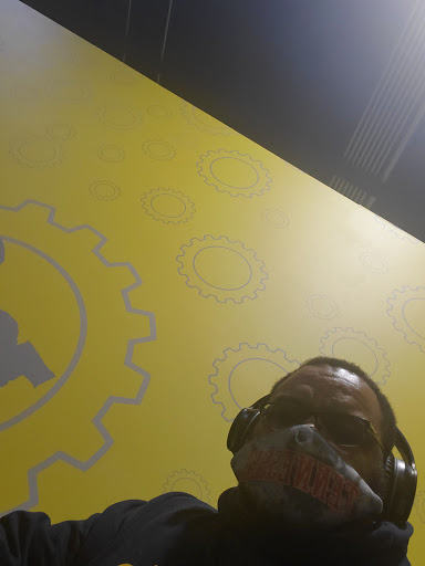 Gym «Planet Fitness», reviews and photos, 1395 W 8 Mile Rd, Detroit, MI 48203, USA