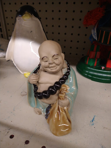 Thrift Store «Thrift Center Thrift Store», reviews and photos, 1060 El Camino Real, San Carlos, CA 94070, USA