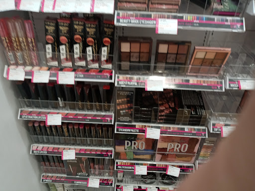 Beauty Salon «Ulta Beauty», reviews and photos, 4140 S Pulaski Rd, Chicago, IL 60632, USA