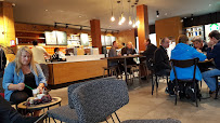 Atmosphère du Café Starbucks Longeville-lès-Saint-Avold à Longeville-lès-Saint-Avold - n°10