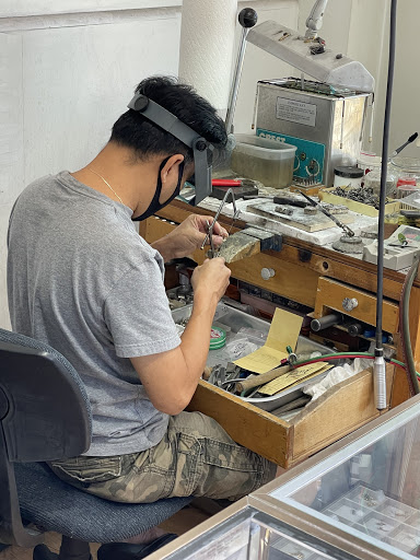 Jeweler «Kripps Jewelers», reviews and photos, 10109 Colesville Rd, Silver Spring, MD 20901, USA