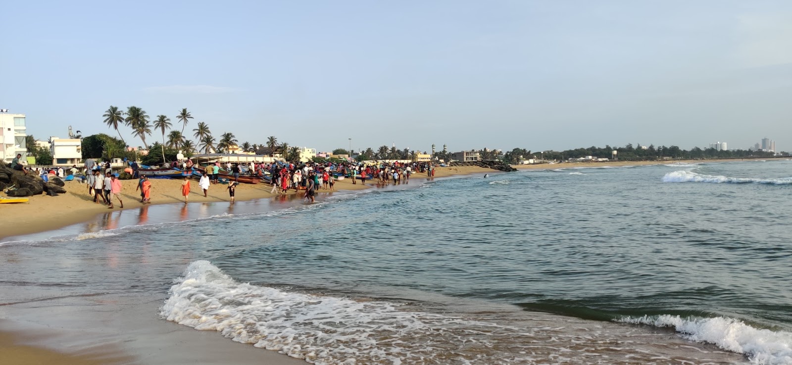 Φωτογραφία του Kovalam Beach παροχές περιοχής