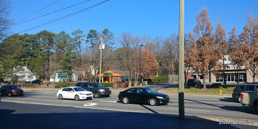 Shopping Mall «Creekside Crossing & Shops», reviews and photos, 404 E Six Forks Rd, Raleigh, NC 27609, USA