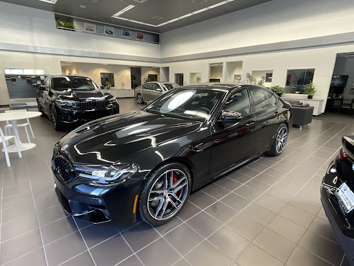 BMW Dealer «BMW of San Rafael», reviews and photos, 1599 Francisco Blvd E, San Rafael, CA 94901, USA