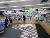 Lucky's Fashions & Phone Repair - Photo 5 - Car repair in Buffalo, NY, Buffalo