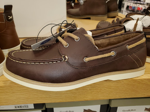 Clothing Store «Ross Dress for Less», reviews and photos, 1535 Market Pl Blvd, Cumming, GA 30041, USA