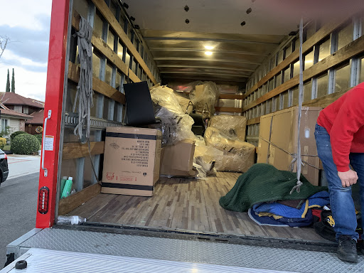 Furniture Store «ITALY 2000 - Modern Furniture Store Sherman Oaks», reviews and photos, 15436 Ventura Blvd, Sherman Oaks, CA 91403, USA