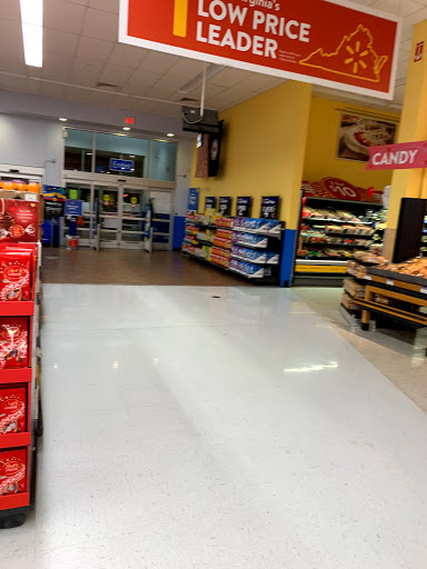 Discount Store «Walmart», reviews and photos, 4368 Chantilly Shopping Center, Chantilly, VA 20151, USA