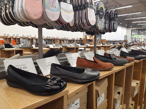 Shoe Store «DSW Designer Shoe Warehouse», reviews and photos, 7896 Dublin Blvd, Dublin, CA 94568, USA