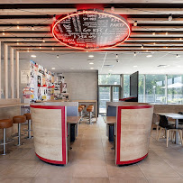 Atmosphère du Restaurant KFC Saint-Germain-lès-Arpajon à Saint-Germain-lès-Arpajon - n°15