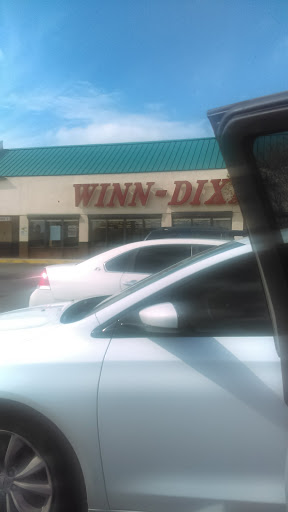 Grocery Store «Winn-Dixie», reviews and photos, 900 S Main St, Belle Glade, FL 33430, USA