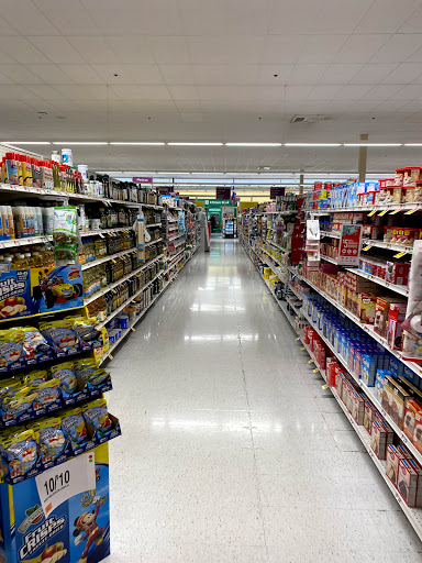 Grocery Store «Stop & Shop», reviews and photos, 32 Lyman St, Westborough, MA 01581, USA