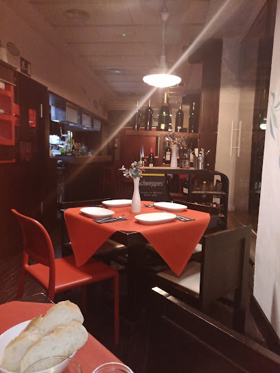 Restaurante pecaras - Calle Niño Jesús, 39, 30510 Yecla, Murcia, Spain