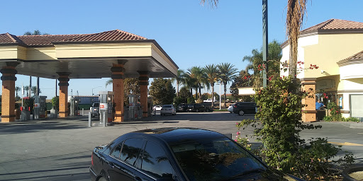 Dessert Shop «Las Posas Car Wash & Lube Center», reviews and photos, 100 S Las Posas Rd, Camarillo, CA 93010, USA