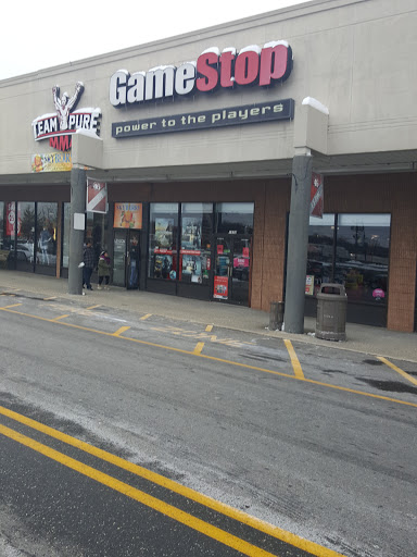 Video Game Store «GameStop», reviews and photos, 1680 US-46, Little Falls, NJ 07424, USA