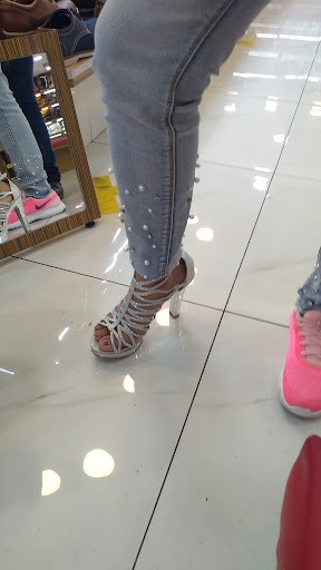 Tiendas para comprar zapatos tacon mujer Toluca de Lerdo