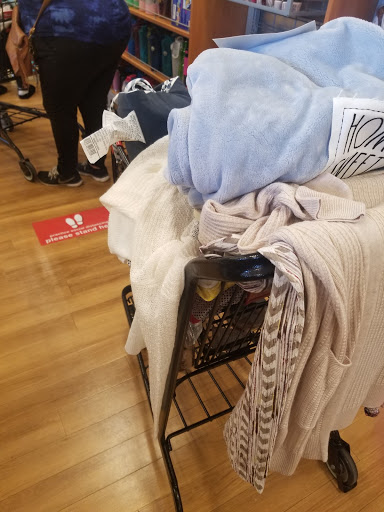 Department Store «T.J. Maxx», reviews and photos, 105 E Street Rd, Feasterville-Trevose, PA 19053, USA