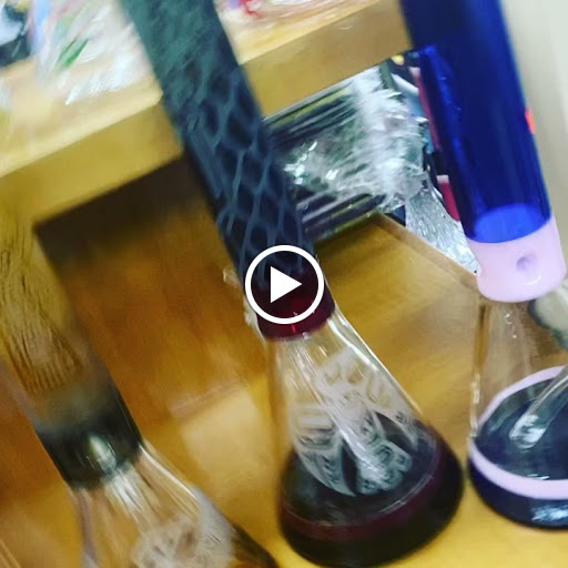 Vaporizer Store «Lava Smoke Shop», reviews and photos, 154 Meriden Rd, Waterbury, CT 06705, USA