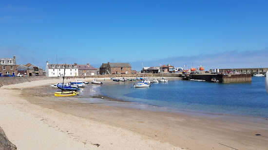 Stonehaven Harbour Beach