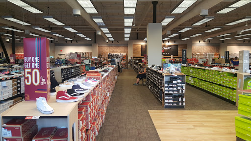 Shoe Store «Off Broadway Shoe Warehouse», reviews and photos, 13400 Jamboree Rd, Irvine, CA 92602, USA