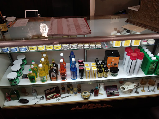 Barber Shop «Professional Barber Shop», reviews and photos, 97 Pratt St, Hartford, CT 06103, USA