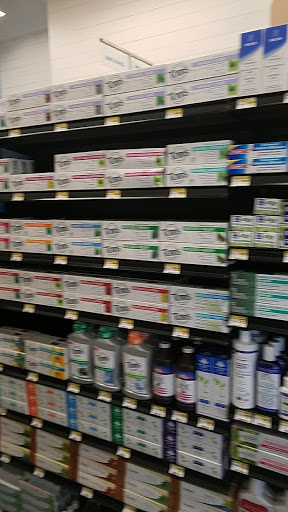 Grocery Store «Earth Fare», reviews and photos, 5070 S Westnedge Ave, Portage, MI 49002, USA