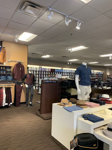 Shopping Mall «Marina Square Center», reviews and photos, 1201 Marina Blvd, San Leandro, CA 94577, USA