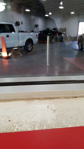 Tire Shop «Discount Tire Store - Joliet, IL», reviews and photos, 1719 W Jefferson St, Joliet, IL 60435, USA