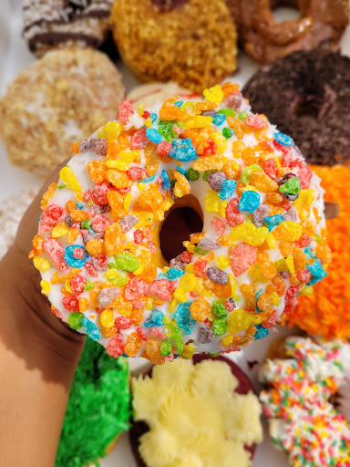 Donut Shop «Dandee Donuts Factory», reviews and photos, 102 N 28th Ave, Hollywood, FL 33020, USA