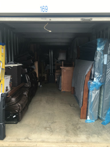 Moving and Storage Service «Kentuckiana Moving LLC, Movers | New Albany Movers | Jeffersonville Movers», reviews and photos, 2011 Southern Hills Dr, Borden, IN 47106, USA