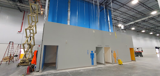 Shopping Mall «Looney Tunes Mall - Six Flags Over Texas», reviews and photos, 2201 E Road to Six Flags St, Arlington, TX 76011, USA