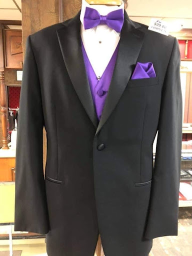 Clothing Store «Price Stores», reviews and photos, 52 S Jefferson St, Dayton, OH 45402, USA