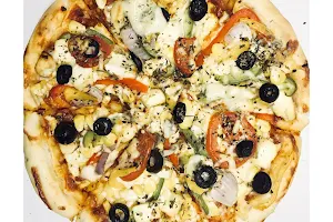 Ramani's Pizza image