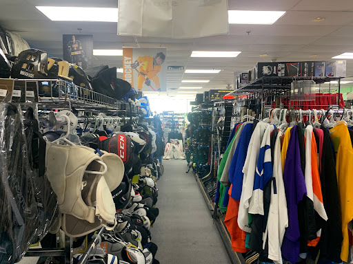 Sporting Goods Store «Play It Again Sports- Arnold, MO», reviews and photos, 223 Arnold Crossroads Center, Arnold, MO 63010, USA