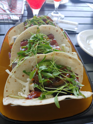 Hotel «DoubleTree Resort by Hilton Myrtle Beach Oceanfront», reviews and photos, 3200 S Ocean Blvd, Myrtle Beach, SC 29577, USA