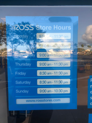 Clothing Store «Ross Dress for Less», reviews and photos, 921 E Commercial Blvd, Oakland Park, FL 33334, USA