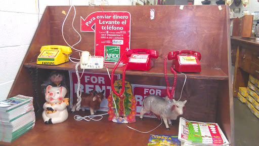 Sporting Goods Store «Deportes Y Mas», reviews and photos, 1517 SE 6th Ave, Topeka, KS 66607, USA