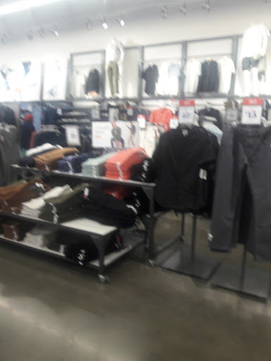 Clothing Store «Old Navy», reviews and photos, 3470 W Century Blvd, Inglewood, CA 90303, USA